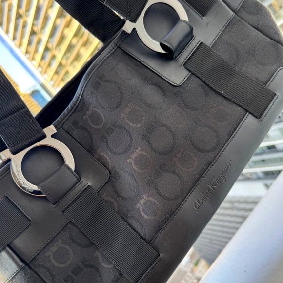 Salvatore Ferragamo Handbags - Salvatore Ferragamo.